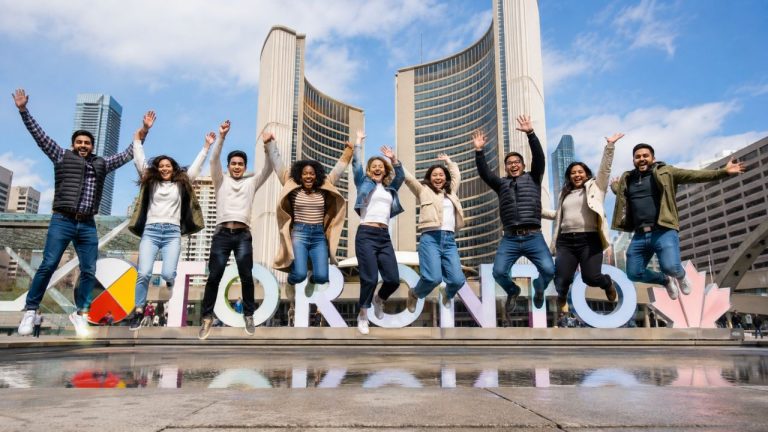 Treasure Hunt Toronto: Turn The City Into Your Team’s Next Adventure